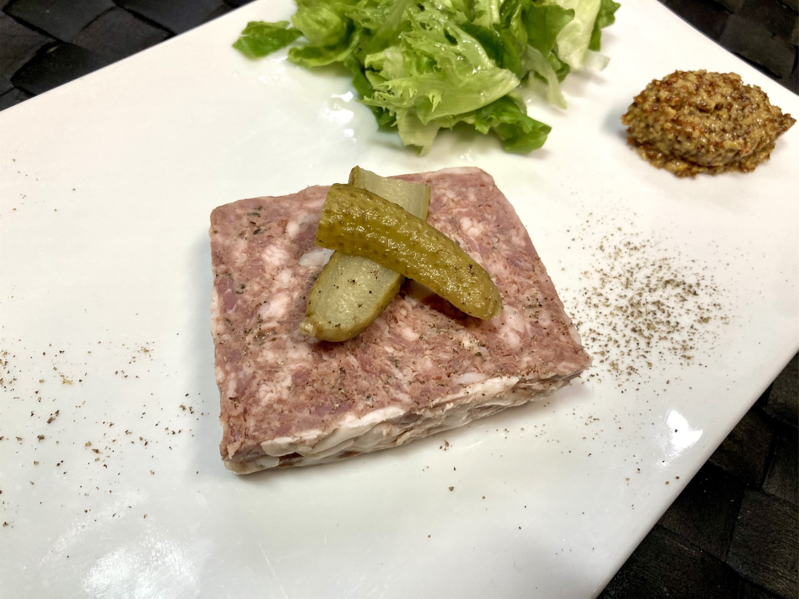 イベリコ豚のパテ・ド・カンパーニュ